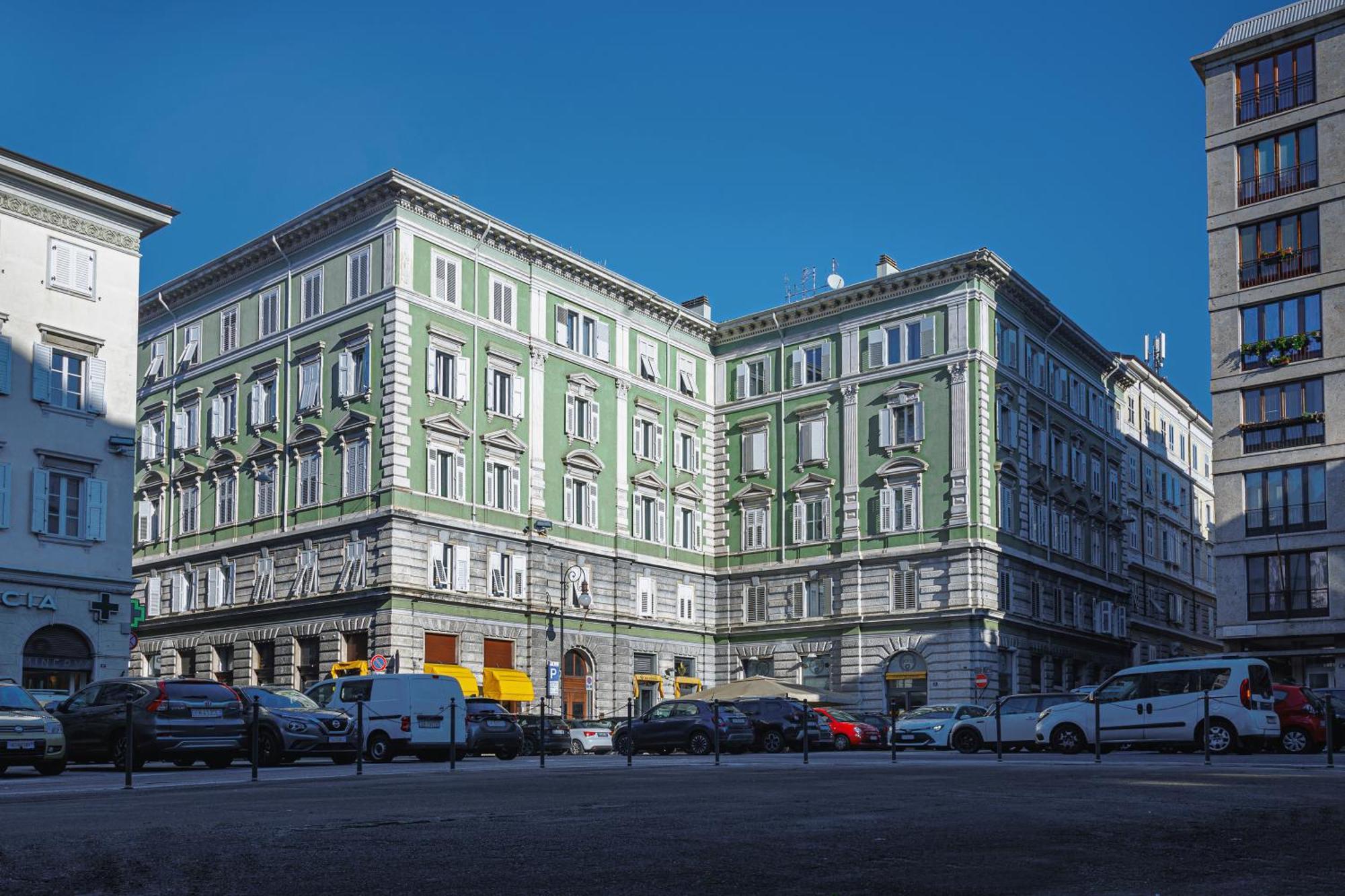 Residence Piazza Giotti 8 Trieste Eksteriør billede
