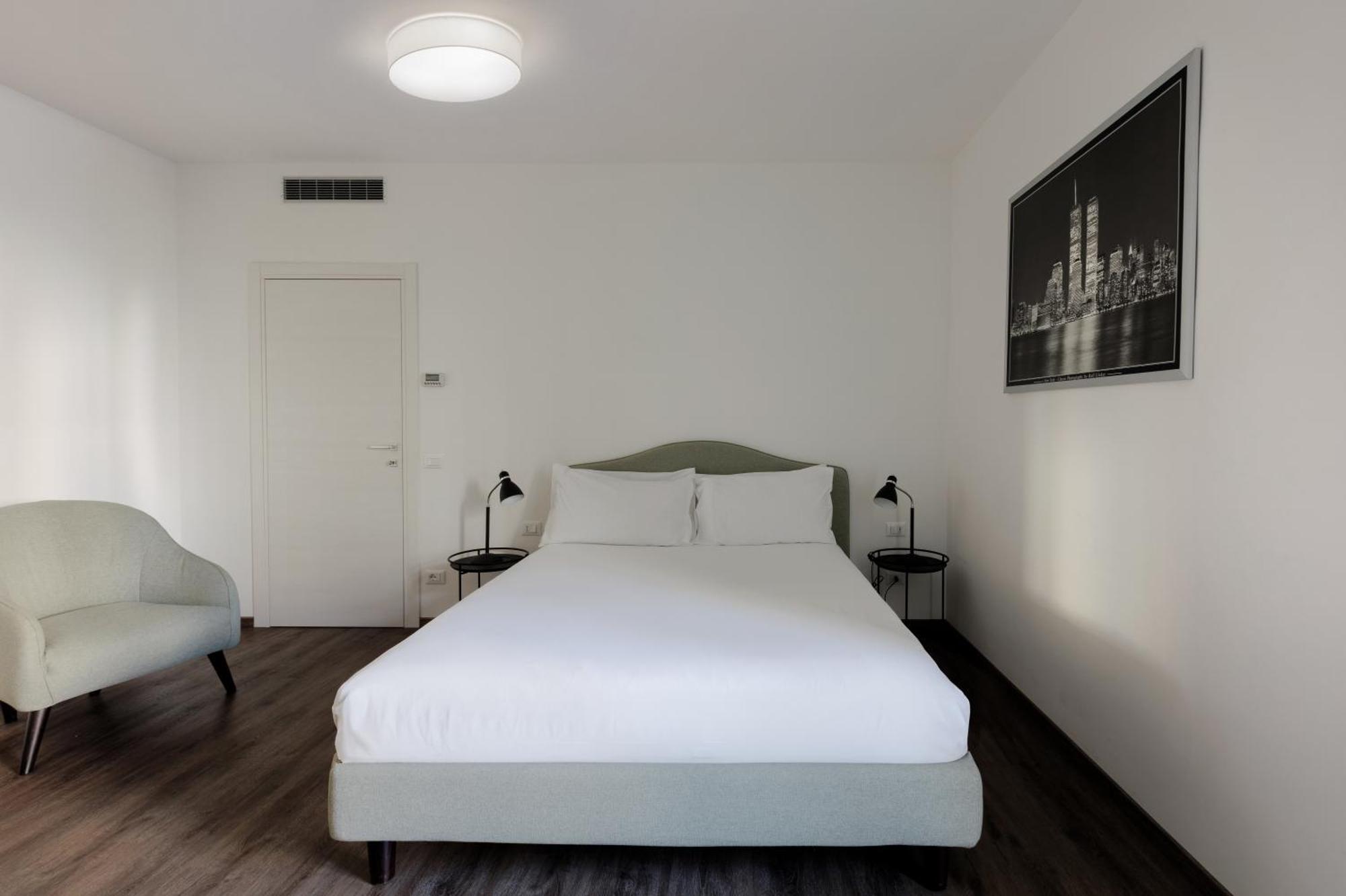Residence Piazza Giotti 8 Trieste Eksteriør billede
