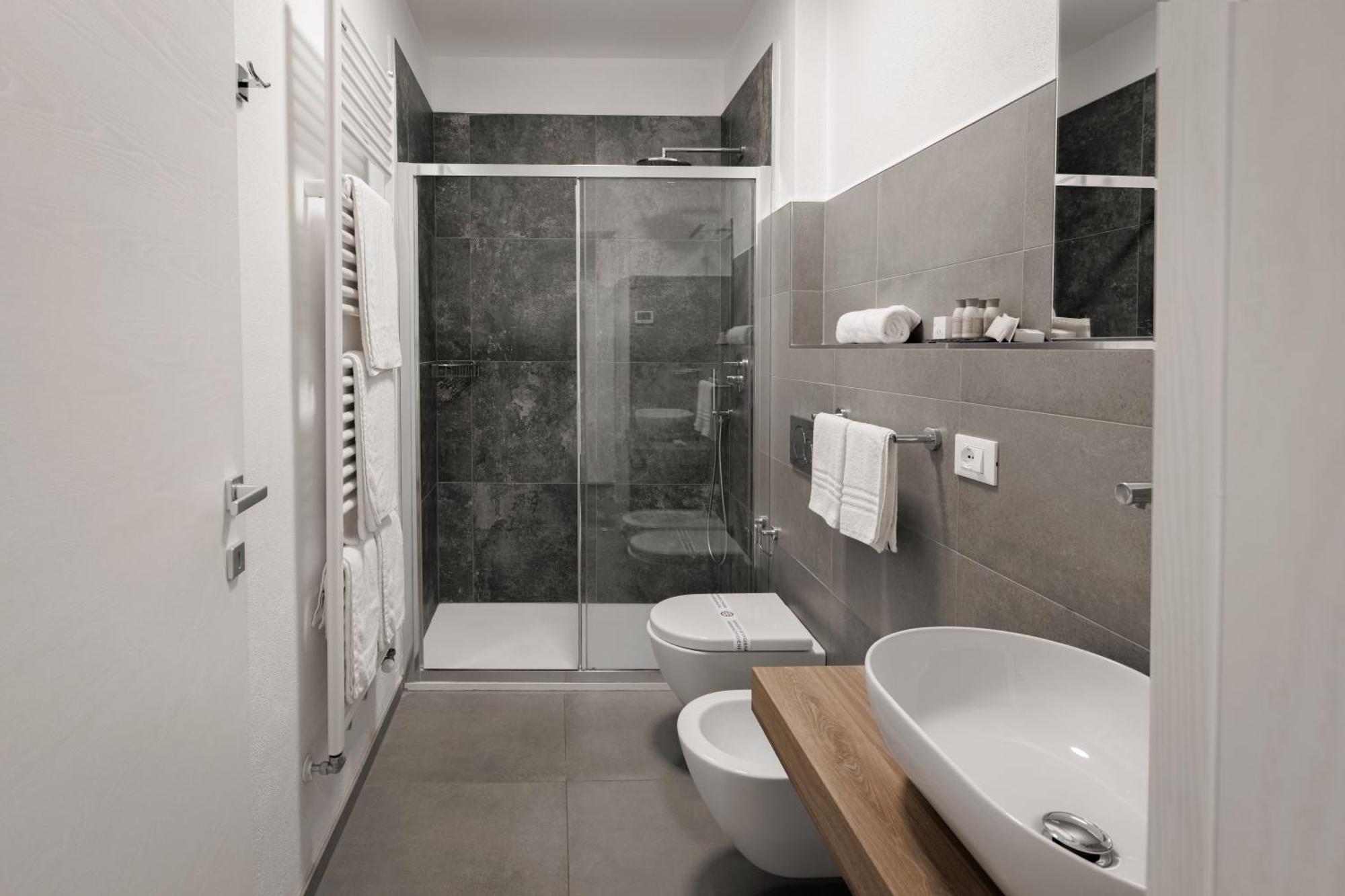 Residence Piazza Giotti 8 Trieste Eksteriør billede